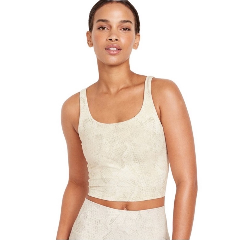 NWT! Old Navy Rattlesnake Light Support PowerSoft Longline Sports Bra - Medium 📚